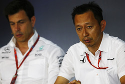 Yusuke Hasegawa, Senior Managing Officer, Honda, Toto Wolff, Executive Director Mercedes AMG F1