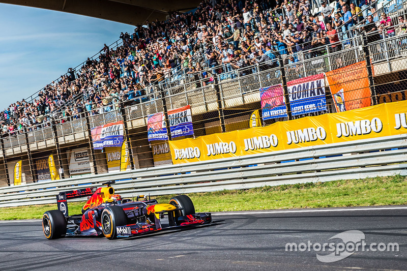 Max Verstappen, Red Bull Racing