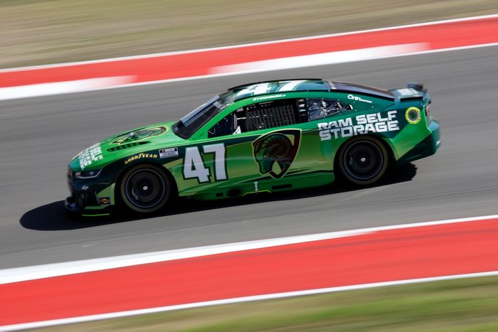 Ricky Stenhouse Jr., HYAK Motorsports