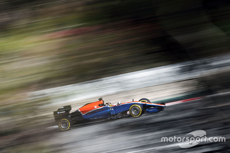 Pascal Wehrlein, Manor Racing MRT05