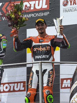 Le troisième, Davide Giugliano, Aruba.it Racing - Ducati Team sur le podium