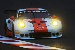 #86 Gulf Racing Porsche 911 RSR: Khaled Al Qubaisi, Ben Barker, Nicholas Foster