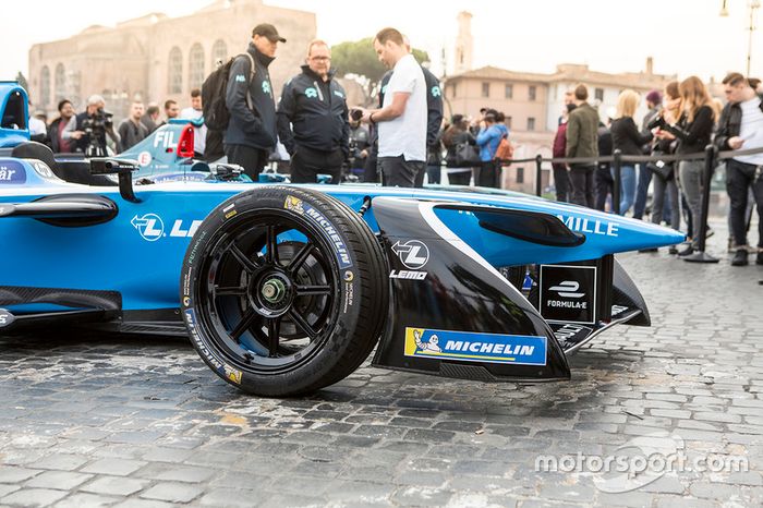 Renault e.Dams coche de exhibición en Roma