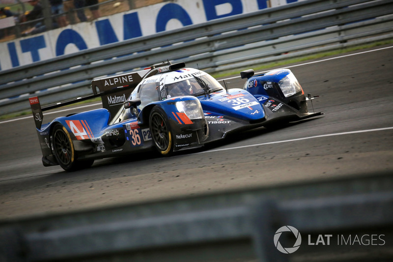 #36 Signatech Alpine Matmut Alpine A470: Nicolas Lapierre, Andre Negrao, Pierre Thiriet