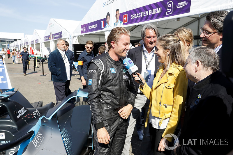 Nico Rosberg, wawancara dengan Nicki Shields