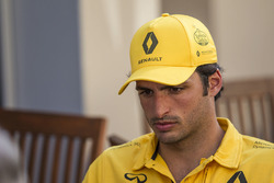 Carlos Sainz Jr., Renault Sport F1 Team