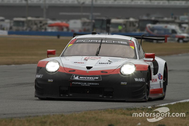 #912 Porsche Team North America Porsche 911 RSR: Laurens Vanthoor, Earl Bamber, Gianmaria Bruni