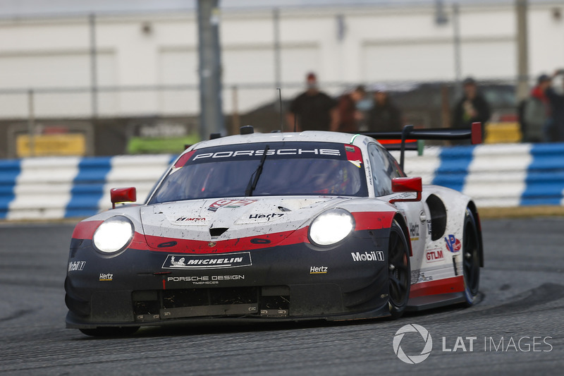 #912 Porsche Team North America Porsche 911 RSR, GTLM: Gianmaria Bruni, Laurens Vanthoor, Earl Bamber