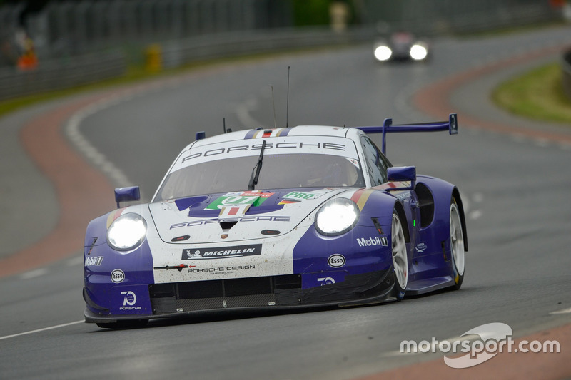31. Рихард Лиц, Джанмария Бруни, Фредерик Маковецки, Porsche GT Team, Porsche 911 RSR (№91)