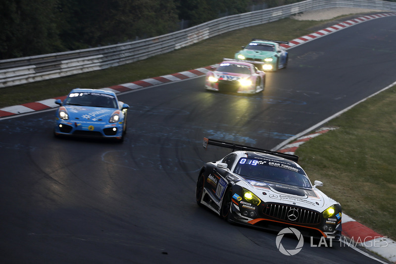 #11 AutoArena Motorsport Mercedes-AMG GT3: Patrick Assenheimer, Clemens Schmid, Jeroen Bleekemolen, Raffaele Marciello