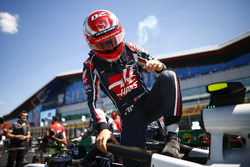 Kevin Magnussen, Haas F1 Team, sur la grille