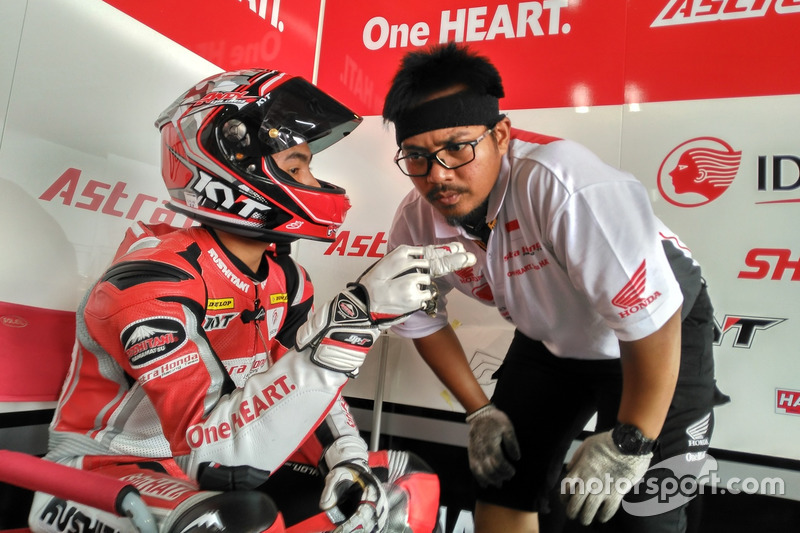 SS600: Andi Gilang, Astra Honda Racing Team