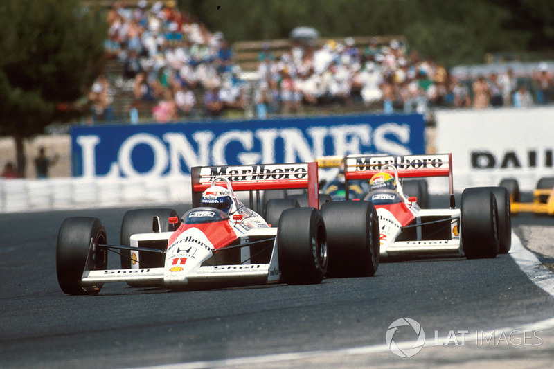 Alain Prost, McLaren MP4/4, devant Ayrton Senna, McLaren MP4/4