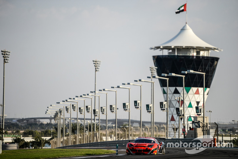 #11 Kessel Racing Ferrari 488 GT3: Davide Rigon, Miguel Molina, Michal Bromiszewski