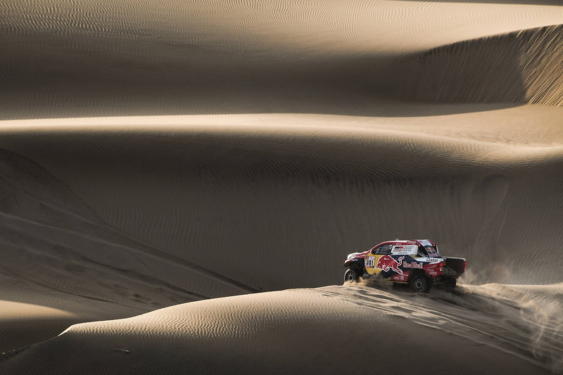 #301 Toyota Gazoo Racing Toyota: Nasser Al-Attiyah, Mathieu Baumel