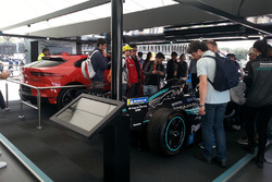 Jaguar I-Type II e Jaguar I-Pace 103 in esposizione nell'eVillage