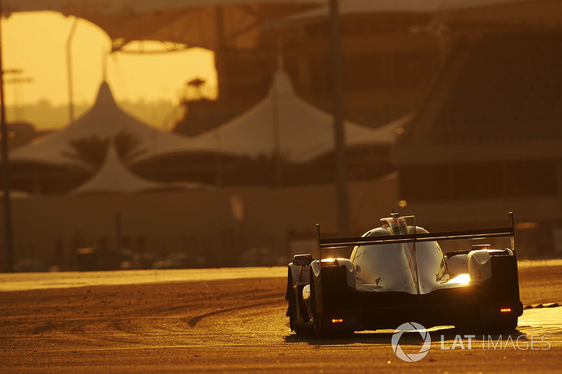 #28 TDS Racing ORECA 07-Gibson: Francois Perrodo, Matthieu Vaxiviere, Emmanuel Collard