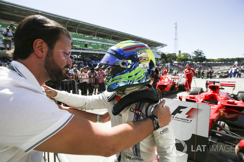 Felipe Massa, Williams FW40, son Brezilya GP'sini kutluyor, Parc Ferme
