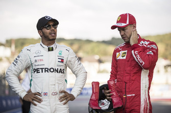Lewis Hamilton, Mercedes AMG F1, y Sebastian Vettel, Ferrari