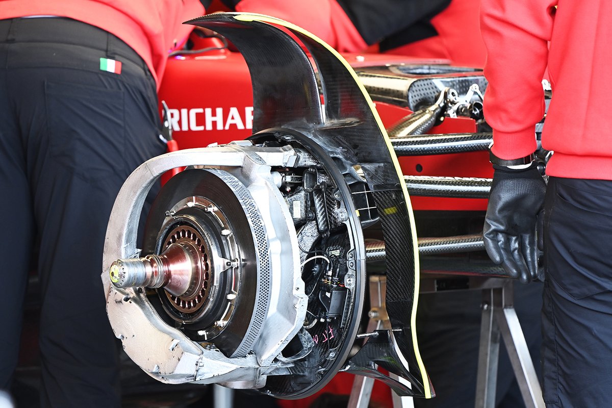 Detalle del tambor de freno del Ferrari F1-75