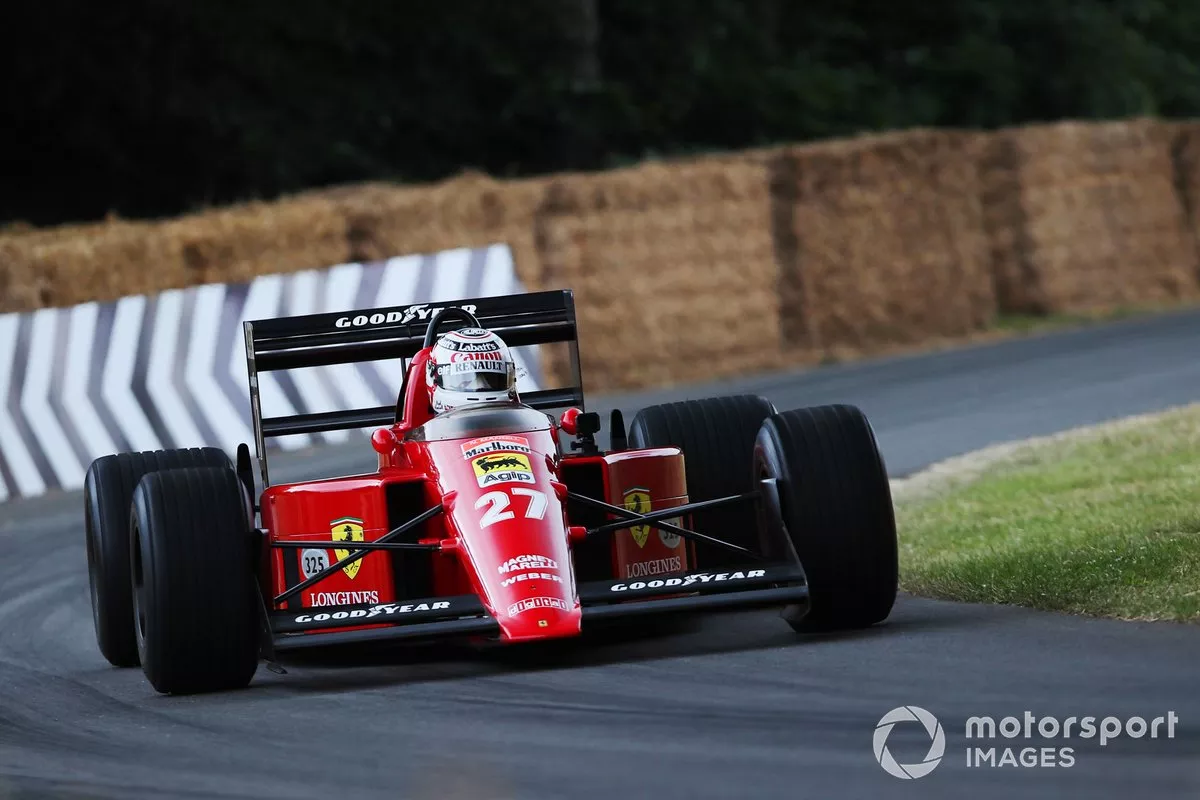 https://cdn-1.motorsport.com/images/mgl/6D1AlP90/s1200/nigel-mansell-ferrari-1.webp#