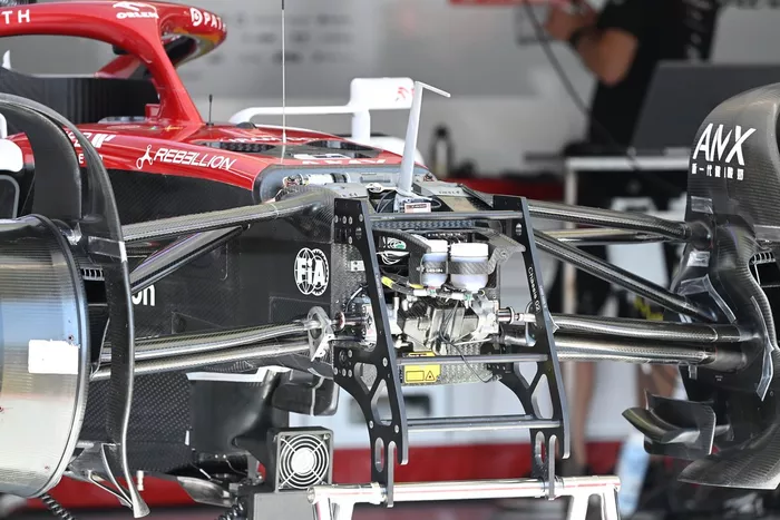 Detalle frontal del Alfa Romeo Racing C42