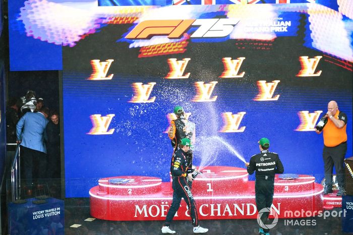 Lando Norris, McLaren, Max Verstappen, Red Bull Racing, George Russell, Mercedes