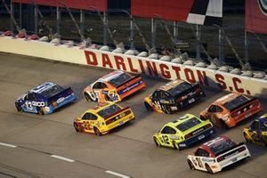 Ty Dillon, Germain Racing, Chevrolet Camaro, leads