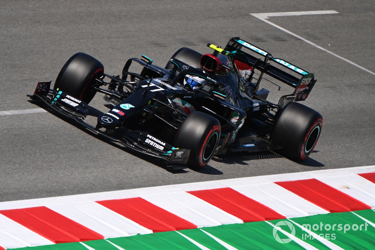 Hamilton'a engel oldu