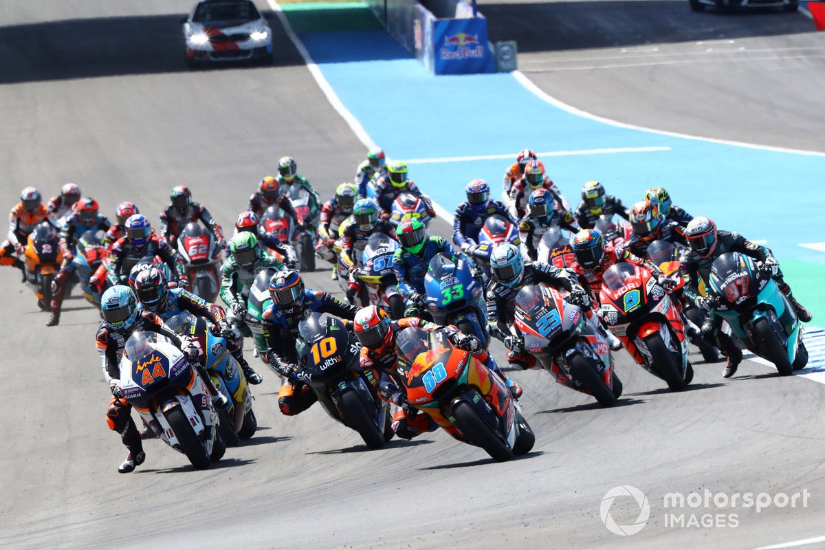 Salida de Moto2 en Jerez