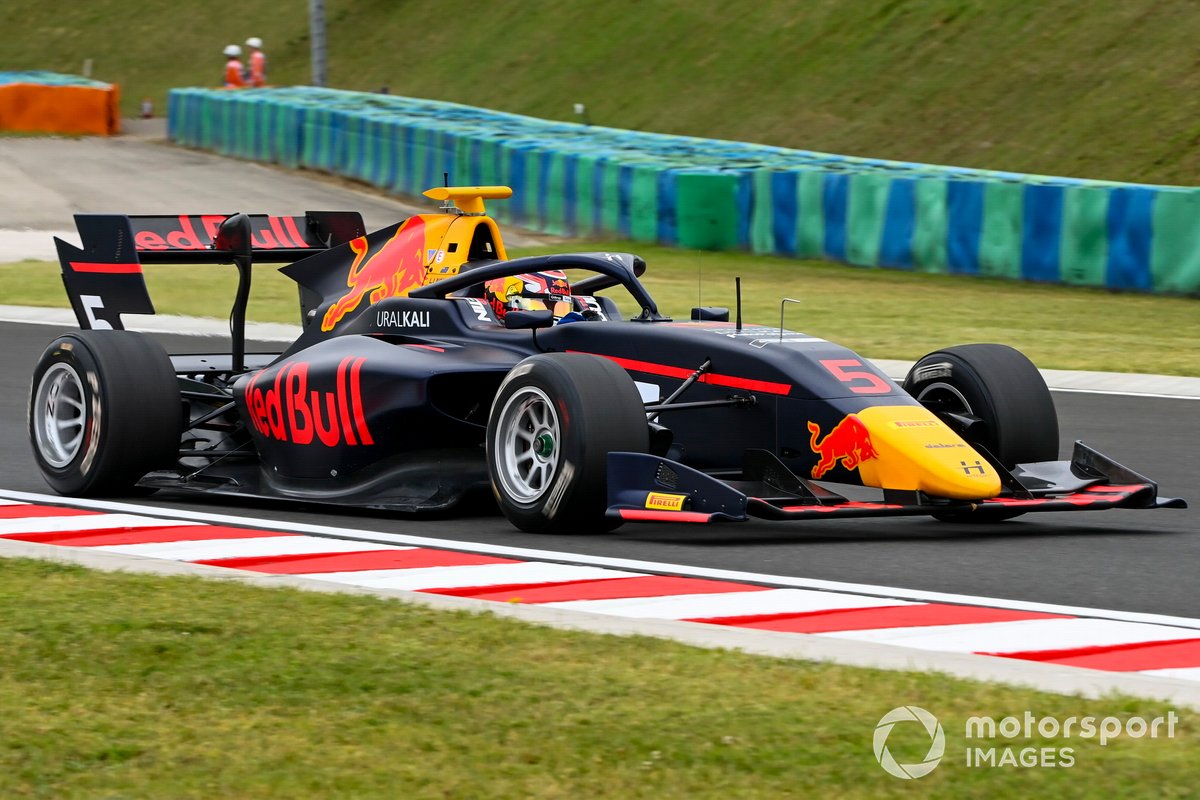Liam Lawson, Hitech Grand Prix