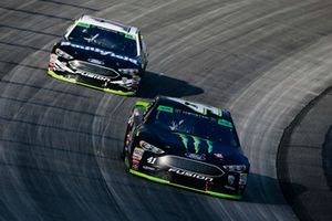 Aric Almirola, Stewart-Haas Racing, Ford Fusion Smithfield