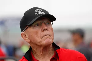 Kyle Busch, Joe Gibbs Racing, Toyota Camry M&M's owner Joe Gibbs
