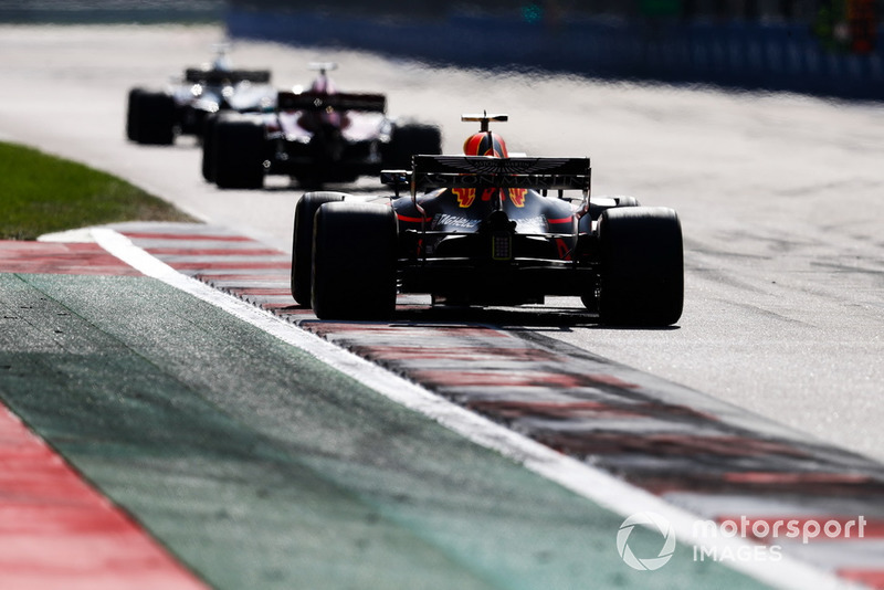 P6: Daniel Ricciardo, Red Bull Racing RB14