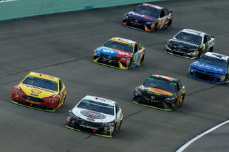 Kevin Harvick, Stewart-Haas Racing, Ford Fusion Jimmy John's, Joey Logano, Team Penske, Ford Fusion Shell Pennzoil