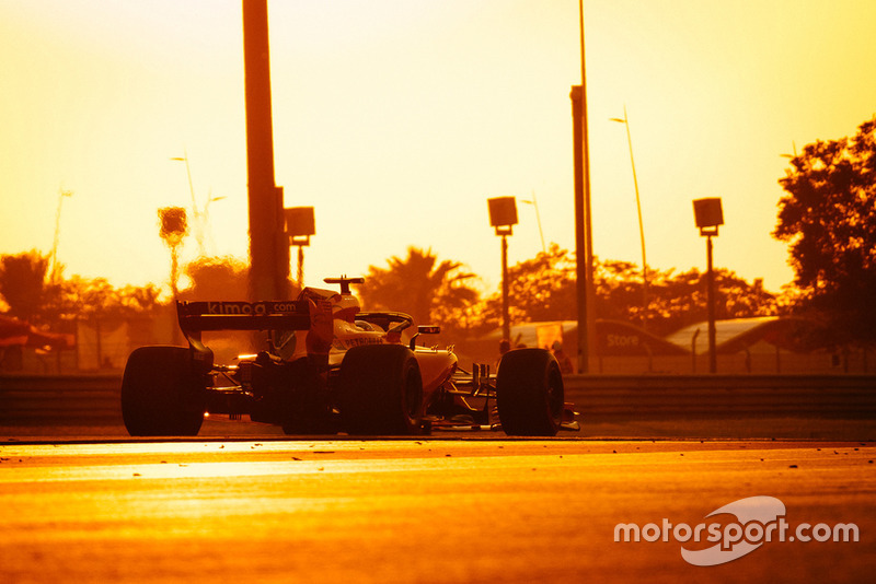 Atardecer en Abu Dhabi