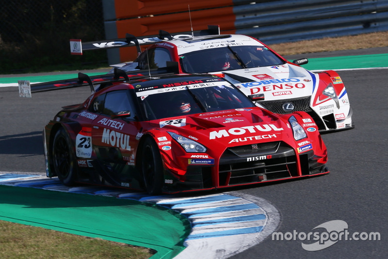 #23 MOTUL AUTECH GT-R