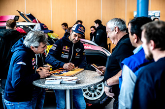 Cyril Despres, Carlos Sainz, MINI John Cooper Works Buggy shakedown