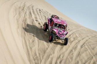 #371 Yamaha: Camelia Liparoti, Rosa Romero