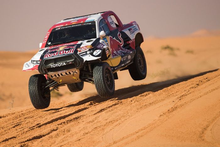 #200 Toyota Gazoo Racing Toyota: Nasser Al-Attiyah, Mathieu Baumel