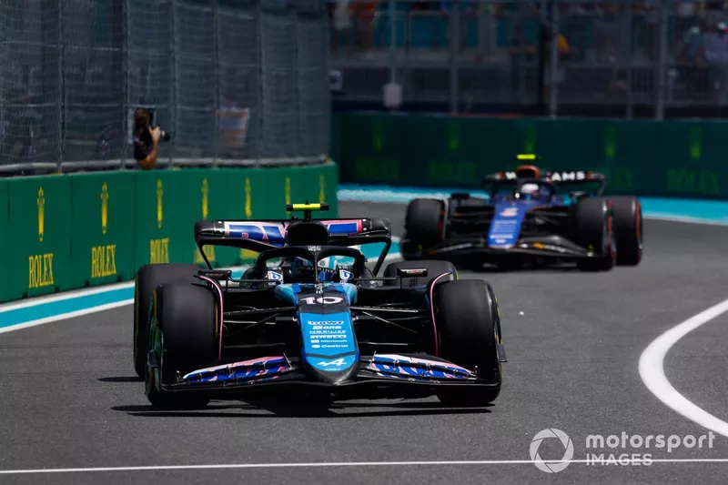 Pierre Gasly, Alpine A524, Logan Sargeant, Williams FW46