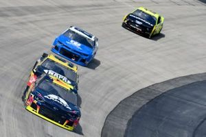  William Byron, Hendrick Motorsports, Chevrolet Camaro Axalta,  Chase Elliott, Hendrick Motorsports, Chevrolet Camaro NAPA Brakes