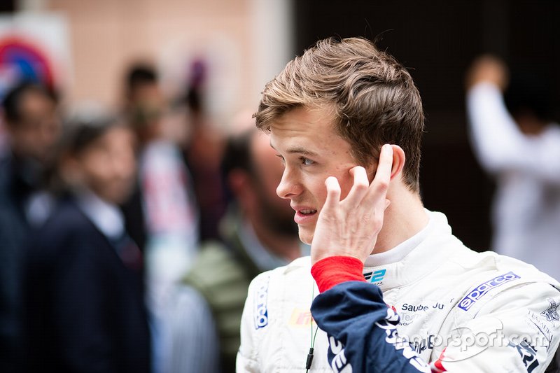 Callum Ilott, Sauber Junior Team by Charouz
