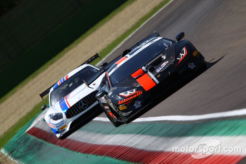 #102 Lamborghini Huracan SuperTrofeo GT Light, Antonelli Motorsport: Mattia Michelotto