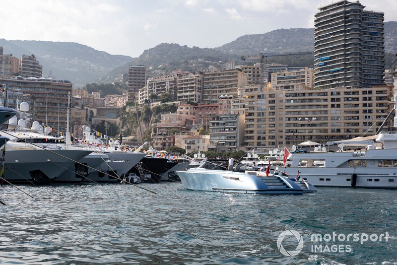 Yachts and a motorboat in the harbour