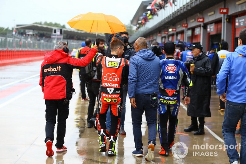 Alvaro Bautista, Aruba.it Racing-Ducati Team, Sandro Cortese, GRT Yamaha WorldSBK