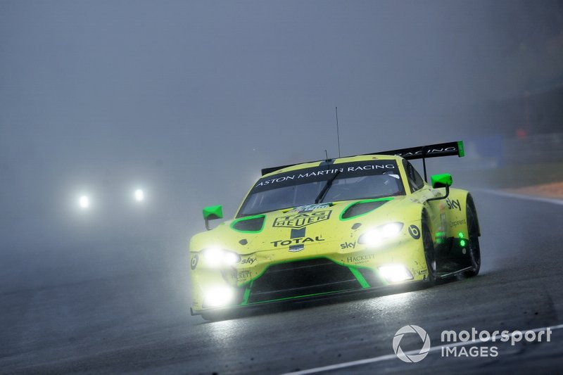 #97 Aston Martin Racing Aston Martin Vantage AMR: Alex Lynn, Maxime Martin