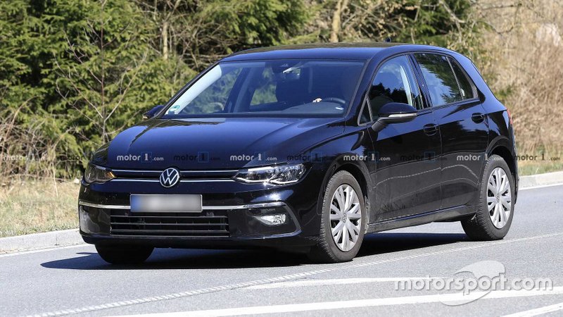 Шпигунське фото VW Golf 2020 року
