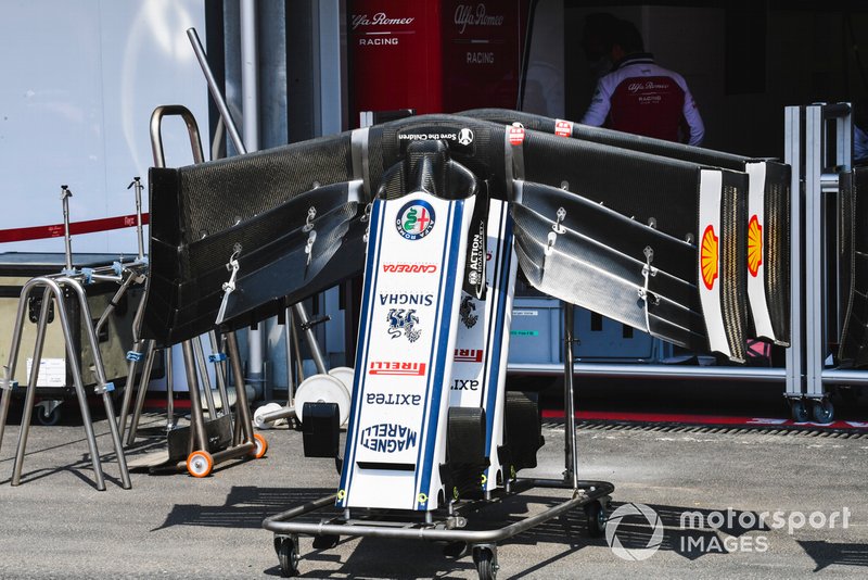Переднее антикрыло Alfa Romeo Racing C38