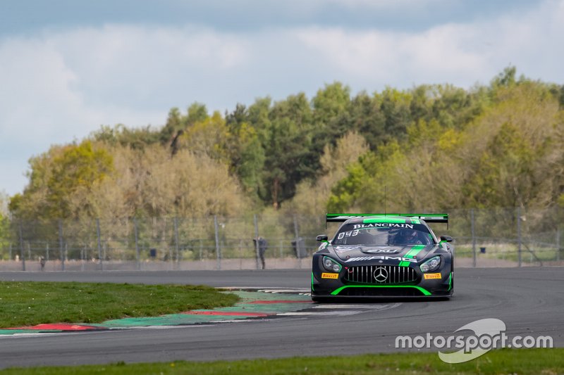 #43 Strakka Racing Mercedes-AMG GT3: Lewis Williamson, Dev Gore, Jack Hawksworth